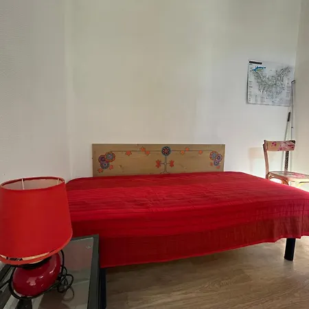 T2 Duplex A Avec Parc Privatif Arbore En Centre-ville - Fr-1-165a-38 Barcelonnette