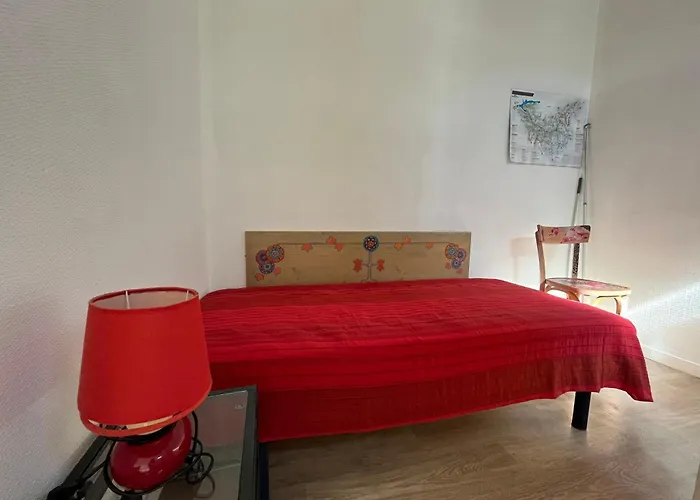 T2 Duplex A Avec Parc Et Garage - Fr-1-165a-38 Barcelonnette